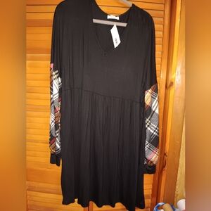 CREAM N SUGAR Black Dress with Plaid Sleeves 3xl